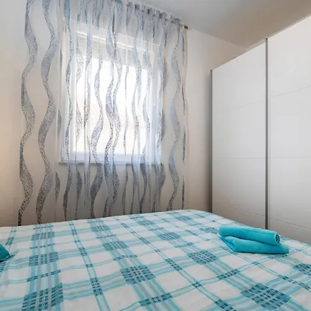 Awesome Apartment In Obrovac